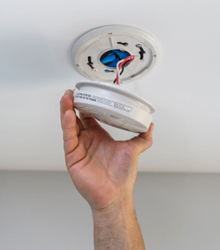 Smoke detector alarm install
